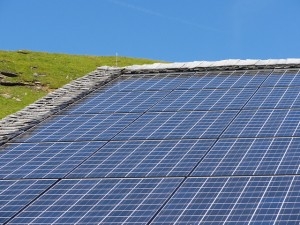 Gartenhaus Dach Solaranlage Photovoltaik